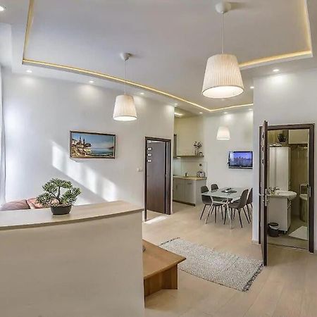 Szechenyi Renovated 2Br At Danube River Budapest Ngoại thất bức ảnh